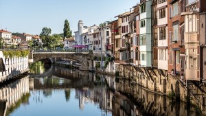 castres-2804947_960_720